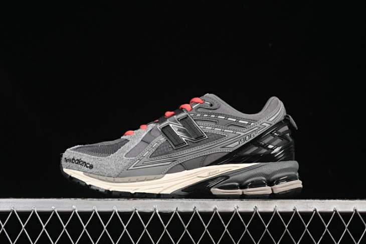 Picture of New Balance 1906 _SKUfw19953689673541593fw